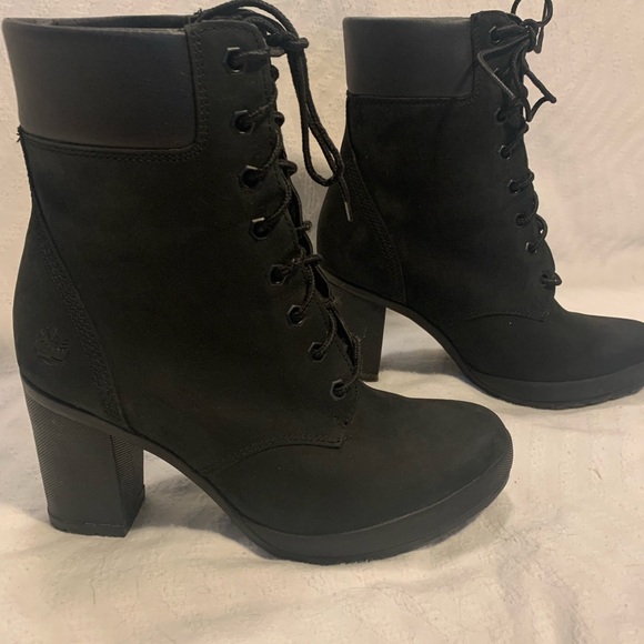 Timberland Tillston Boot, size 8, black. Excellent condition Only worn once! - Picture 3 of 4